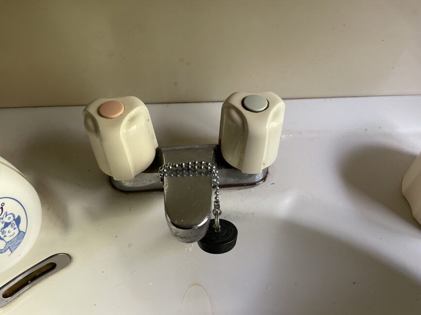 洗面台水栓取替工事