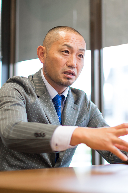 代表取締役 山下 勝