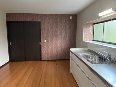 ワイドなキッチンで家事も収納も快適に♪／完成