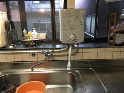 瞬間湯沸かし器取付工事／完成／富山県氷見市