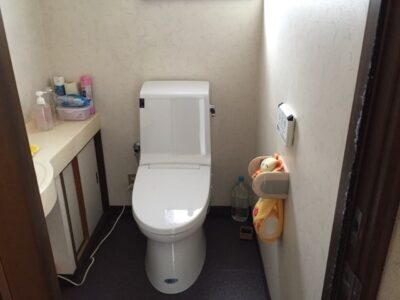 トイレ入替・ＣＦ貼替工事／完成／富山県射水市