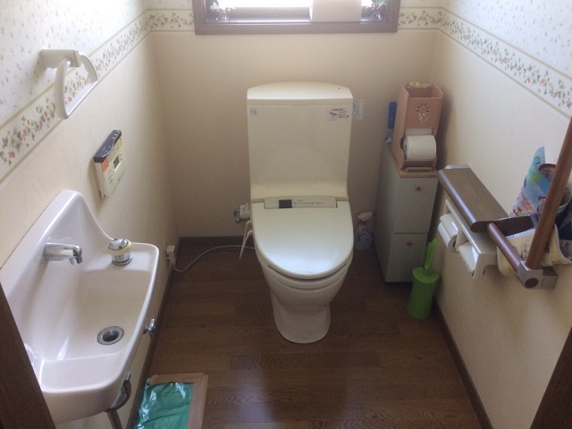 トイレ取替工事