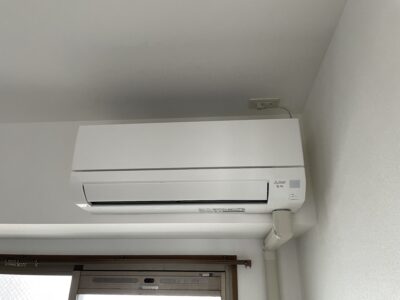 クロス貼替及びエアコン取替工事／完成／富山県氷見市