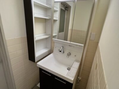 働く環境をより快適に整える。トイレの手洗いスペースのリフォーム／完成／富山県氷見市