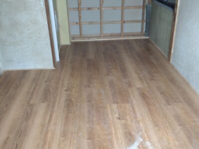 和室の畳をフローリングに張り替えて、使い勝手の良い空間へ