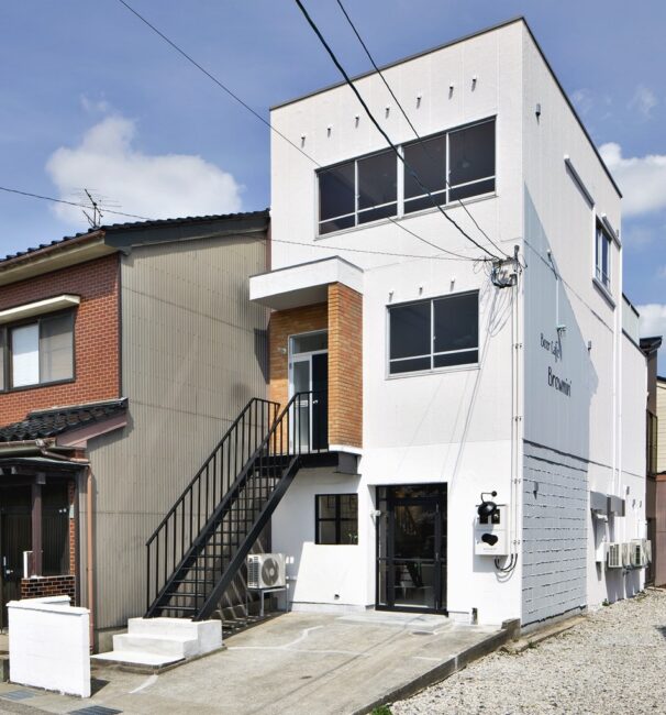 自然素材にこだわった店舗改修工事／施工事例／完成／外観