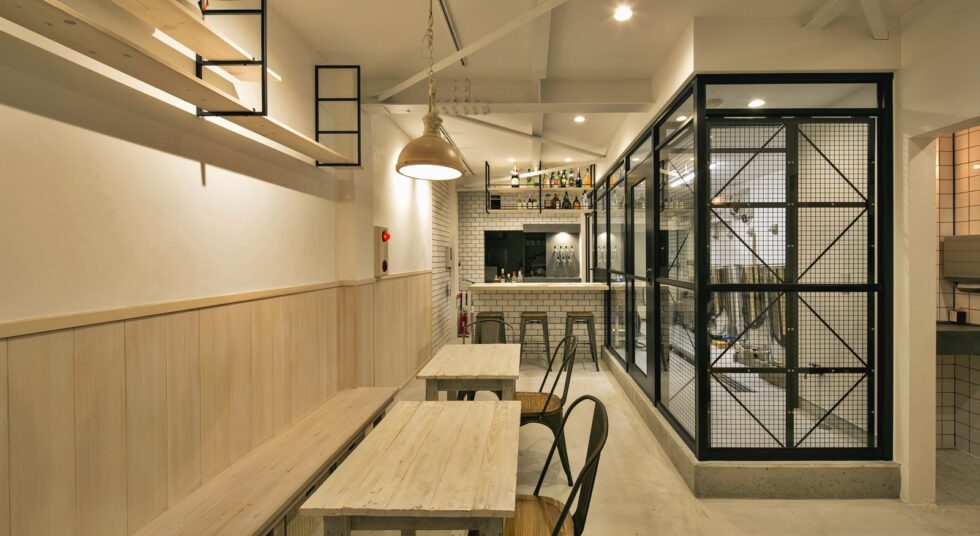 自然素材にこだわった店舗改修工事／施工事例／完成／1階／店内